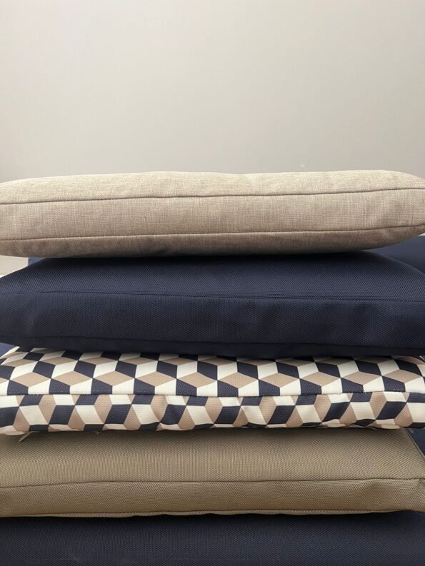 12b20304-8f70-4b48-bdf1-0598d93f5d9e